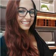 ¡Soy profesora nativa de Portugués con formación en Comunicación. Ofrezco clases prácticas y personalizadas para todas las edades!